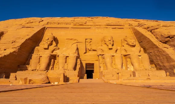 Private Limousine Tour from Aswan to Abu Simbel Temples: 6 Must-See Wonders